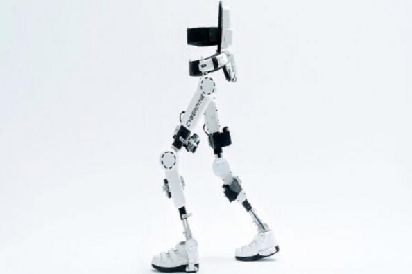 بازار فروش ربات کمک معلولین